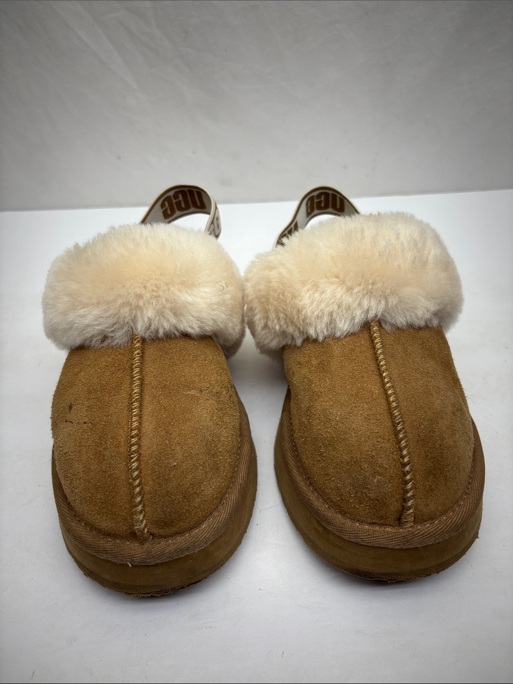 UGG Kids Chestnut Sheepskin Clog Slippers - Chestnut, SZ 2 little girl, box 7